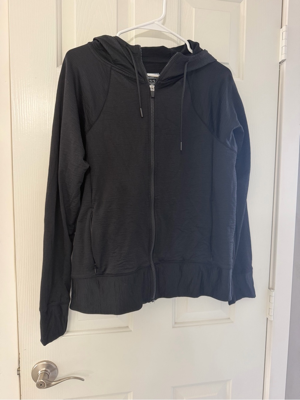 Kirkland Women’s Black Zip Hoodie Jacket Size Large